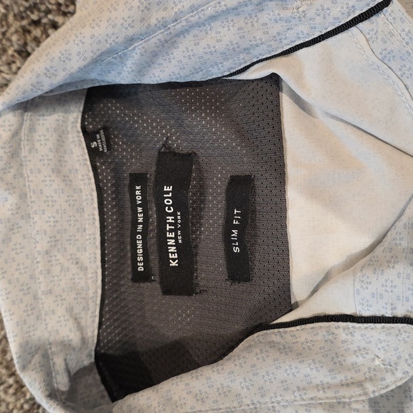 Kenneth Cole New York Slim Fit Butolton Down Short Sleeve Size Small - Picture 4 of 4